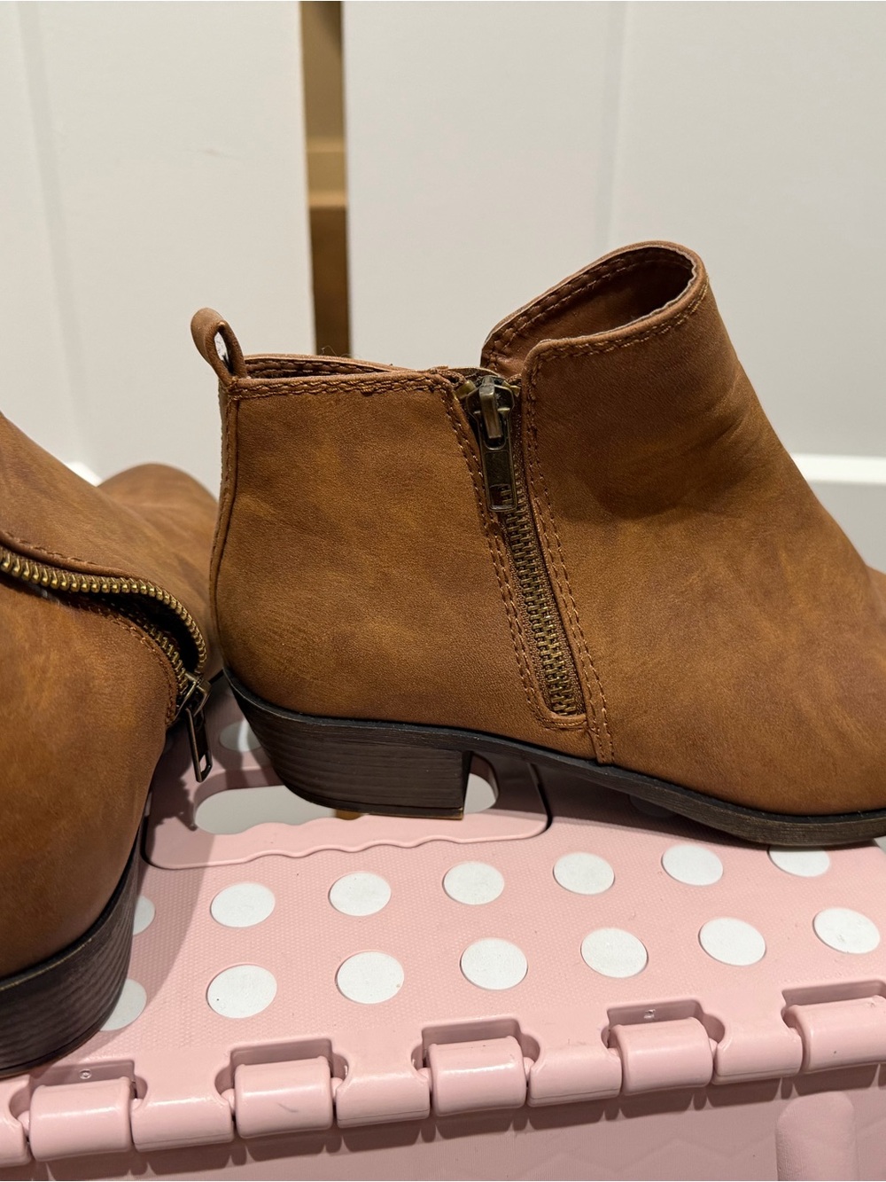 Steve Madden Tan Brown Nubuck Ankle Booties with Side Zip